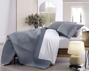 Colcha de Matelassê Boulevard Queen com 2 Porta Travesseiros - Altenburg