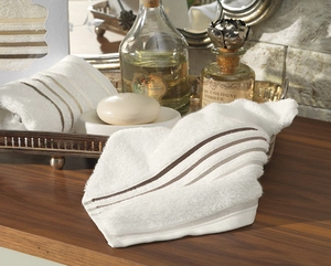 Toalha de Lavabo Karsten Lumina - Fio Penteado - Gramatura: 500g/m²