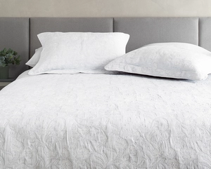 Colcha Matelassê Buddemeyer Hanna Jacquard Casal com 2 Porta Travesseiros